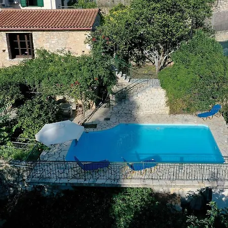 Stone House * Nisaki (Corfu)